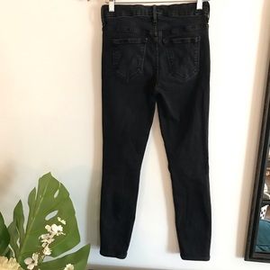 Mother Denim The Looker in Blackbird